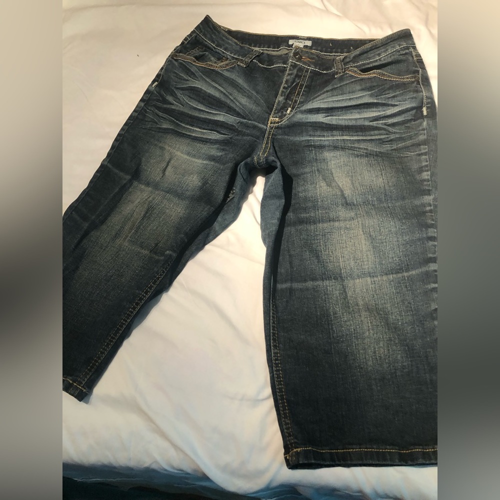 Cato capris size 14 jeans great shape